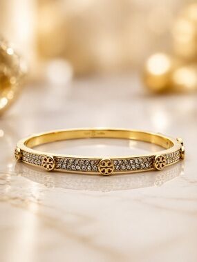 Tory Burch Miller Stud hinge bracelet in Gold